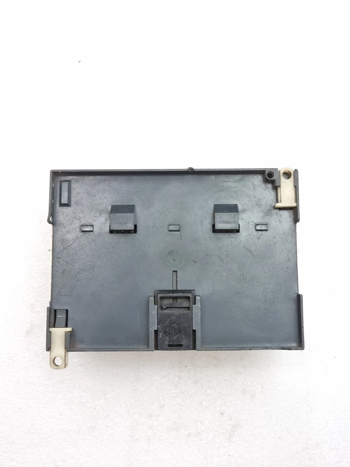Schneider ZELIO SR2 A201BD Smart Logic Relay Module 24Vdc SR2A201BD